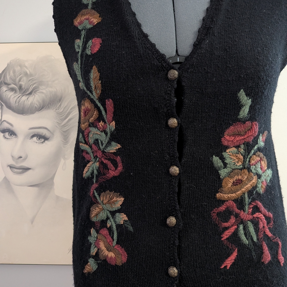 Vintage Koret Black Vest with Floral Embroidery